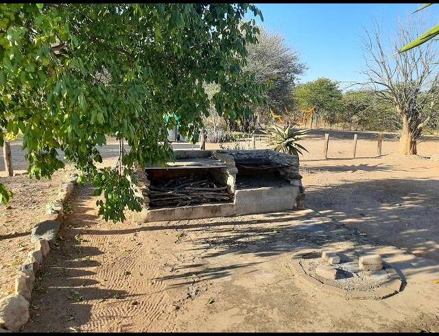 FARM FOR SALE IN MOPANE